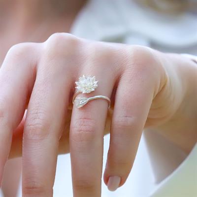 Zirkon Taşlı Lotus Çiçekli Gümüş Set