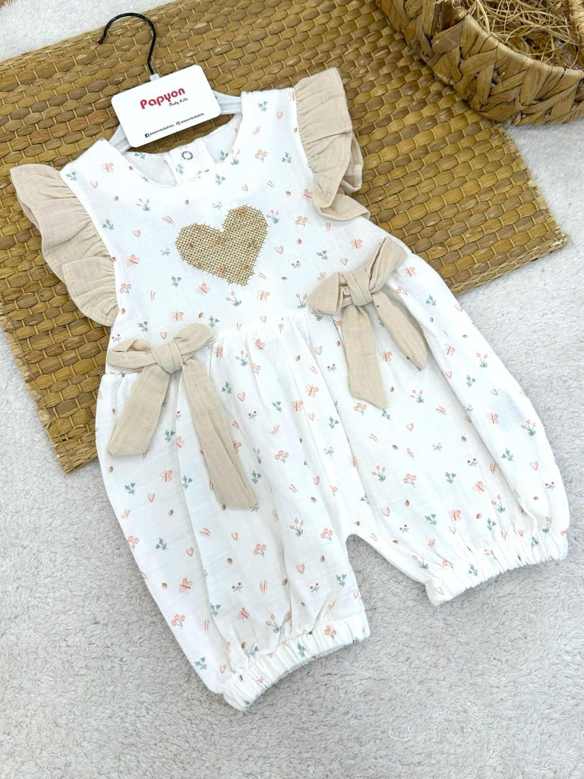 Kalp Nakışlı Kız Bebek Natural Müslin Yazlık Tulum (6-9/9-12/12-18/18-24 Ay)