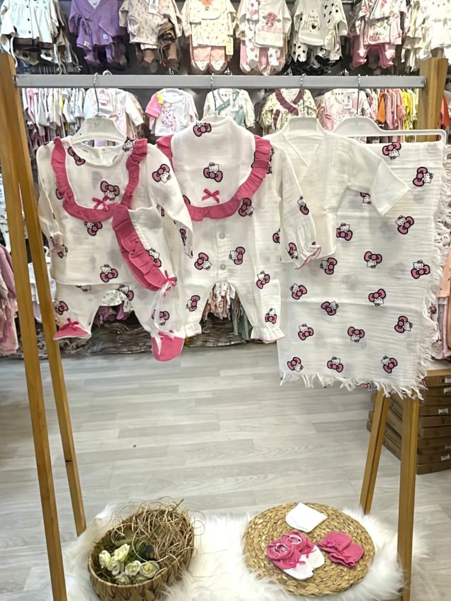 Hello Kitty Baskılı Yenidoğan Kız Bebek Müslin 10lu Hastane Çıkış Seti (Video Açıklamada)