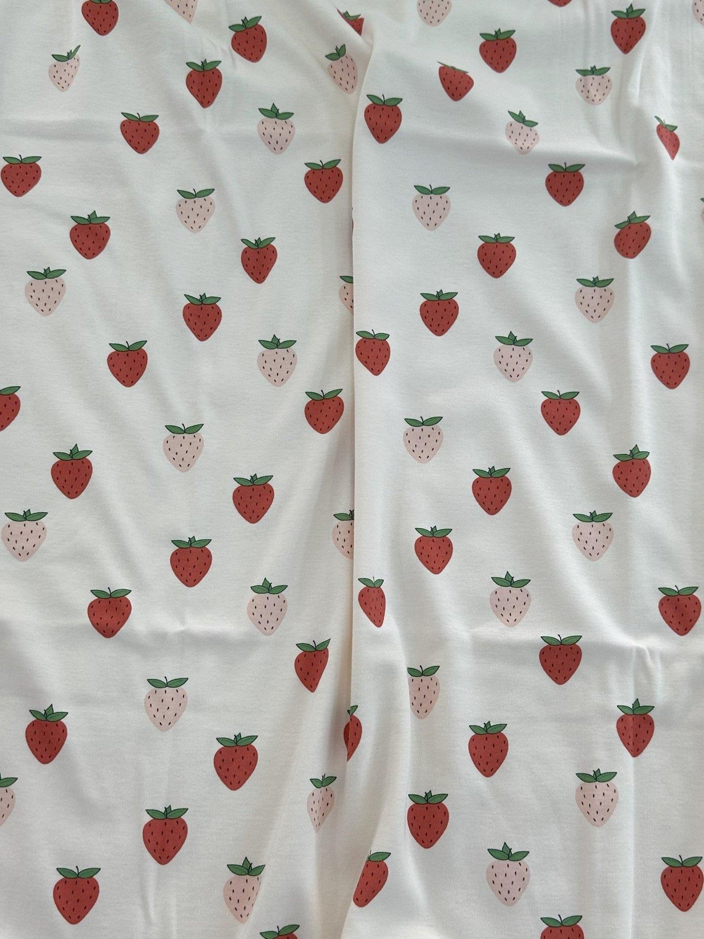 Çilek Baskılı Çift Kat Organik Penye Bebek Battaniye 90x90 Cm