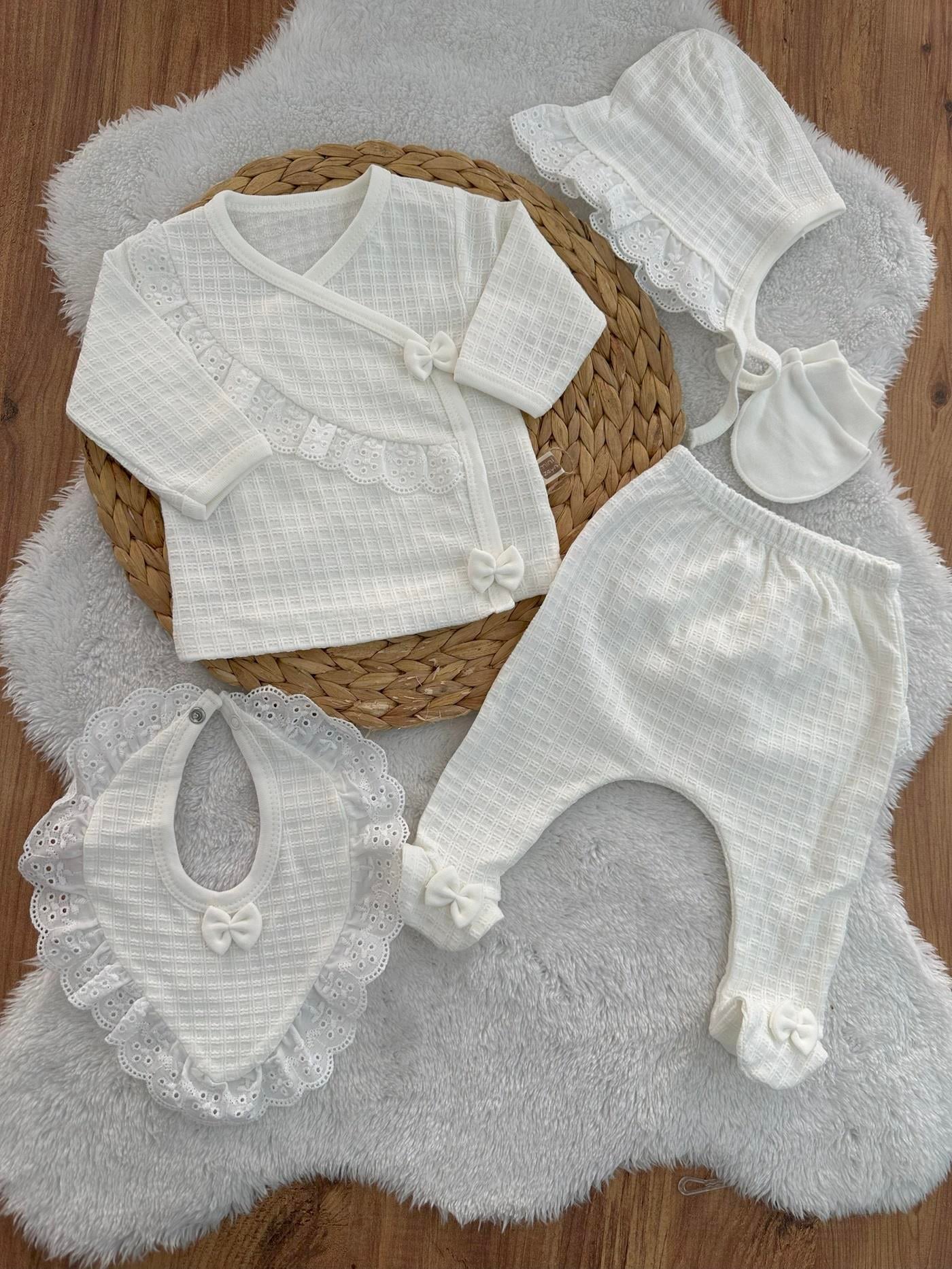 Pretty Girl Güpürlü Fiyonklu Yenidoğan Kız Bebek 5li Zıbın Set