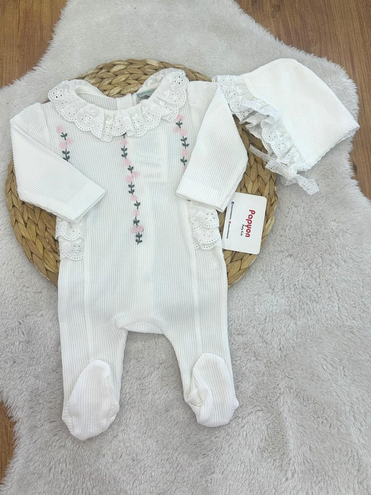 Kız Bebek