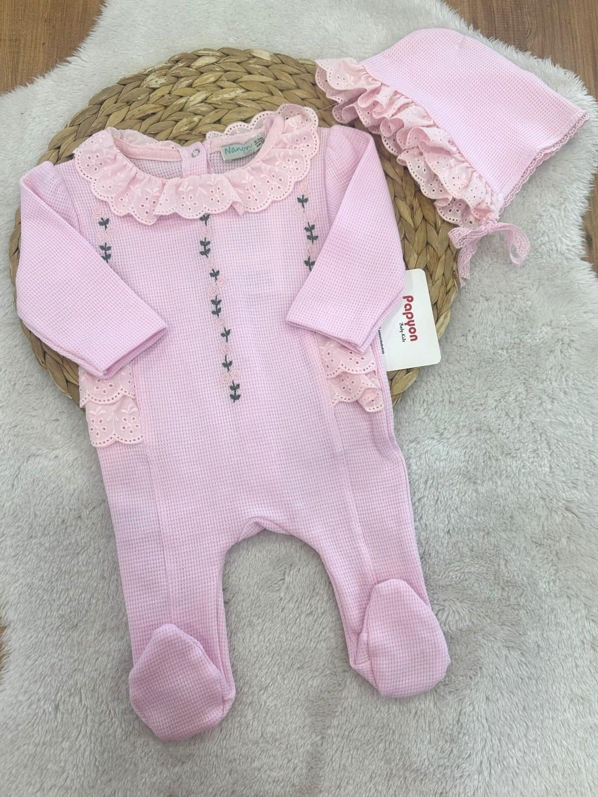 Kız Bebek