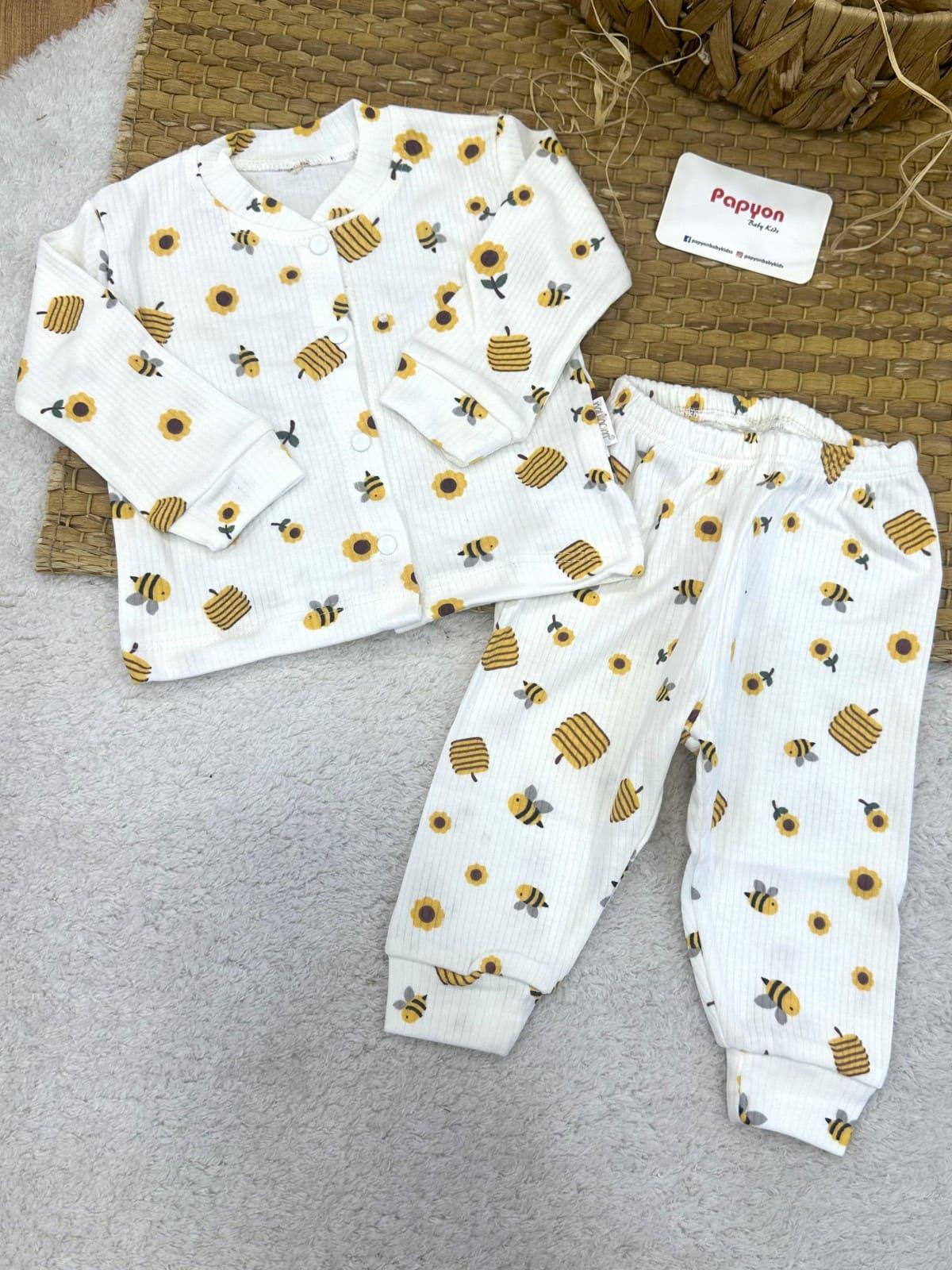 Arı Desenli Fitilli Önden Çıtçıtlı Uniseks Bebek Pijama Takımı (0-3/3-6/6-9 Ay)