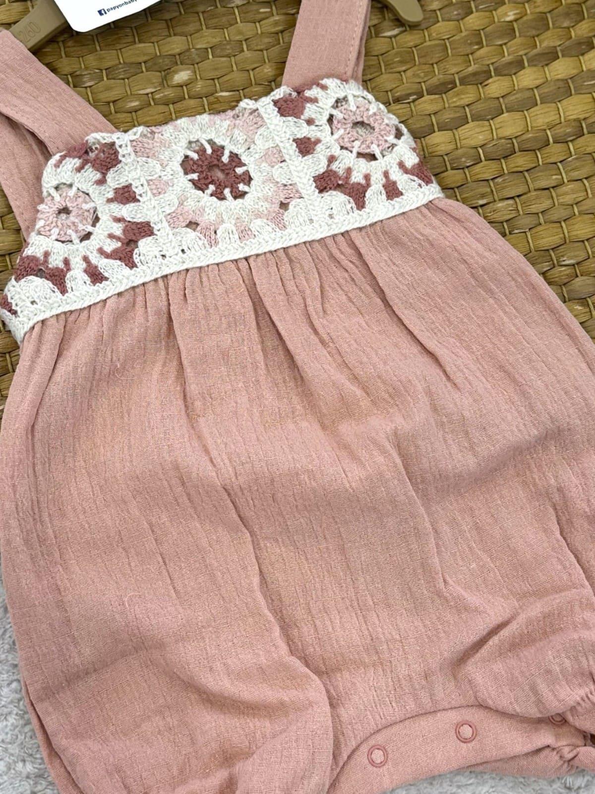 Tığ İşi Motifli Natural Kız Bebek Müslin Askılı Şort Tulum (3-6/6-9/9-12 Ay)