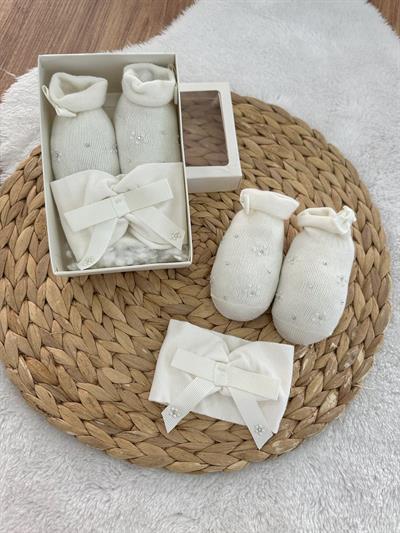 Siona Aksesuarlı Kız Bebek Çorap Bandana Set 0-6 Ay