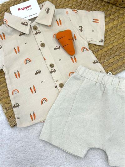 Havuç Oyuncaklı Müslin Gömlekli Keten Şortlu Erkek Bebek Takım (6-9/9-12/12-18/18-24 Ay)