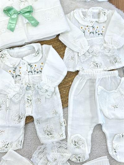 Çiçek Nakışlı Dantelli Tulumlu Yenidoğan Kız Bebek Müslin 10lu Zıbın Set Hastane Çıkışı