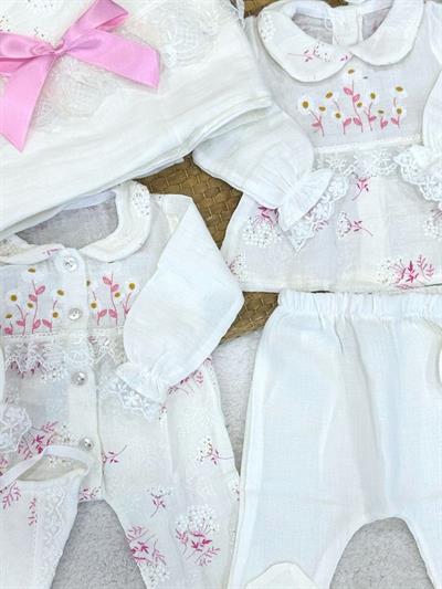 Çiçek Nakışlı Dantelli Tulumlu Yenidoğan Kız Bebek Müslin 10lu Zıbın Set Hastane Çıkışı