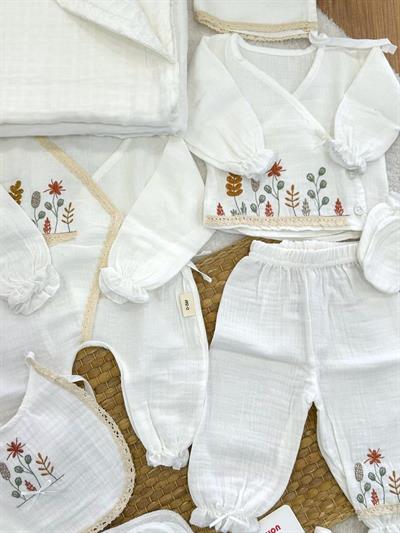 Çiçek Nakışlı Yenidoğan Kız Bebek Müslin 10lu Hastane Çıkış Seti