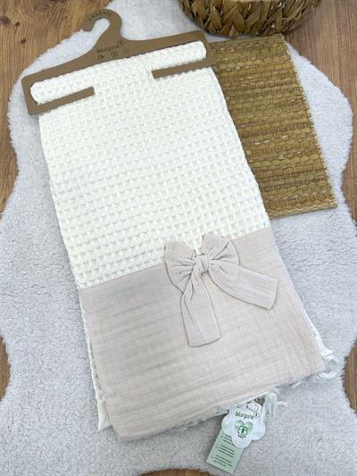 Havuz Pike Müslin Fiyonk Detaylı Organik Bebek Battaniyesi 110x110 cm