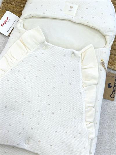 Çiçek Desenli Kapüşonlu Bebek Kundak