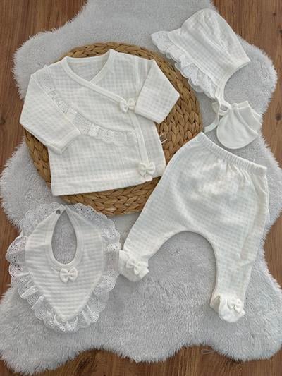 Pretty Girl Güpürlü Fiyonklu Yenidoğan Kız Bebek 5li Zıbın Set