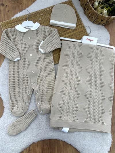 Saç Örgülü Tulumlu Yenidoğan Bebek 4lü Triko Hastane Çıkış Seti