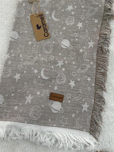 Gezegen Model Saçaklı 2 Katlı Organik Müslin Bebek Battaniyesi 120x120 Cm