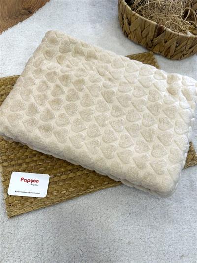 Kalp Kabartmalı Bebek Peluş Battaniye (100x120 Cm)