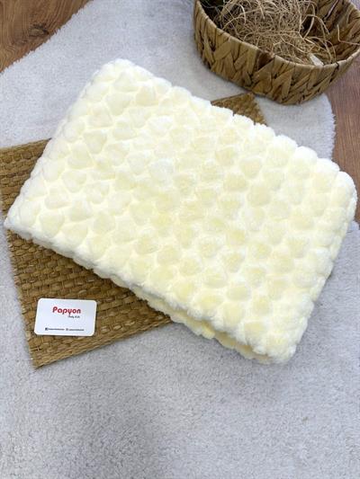 Kalp Kabartmalı Bebek Peluş Battaniye (100x120 Cm)