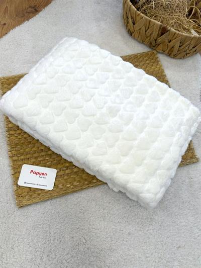 Kalp Kabartmalı Bebek Peluş Battaniye (100x120 Cm)