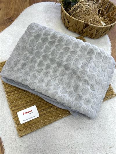 Kalp Kabartmalı Bebek Peluş Battaniye (100x120 Cm)