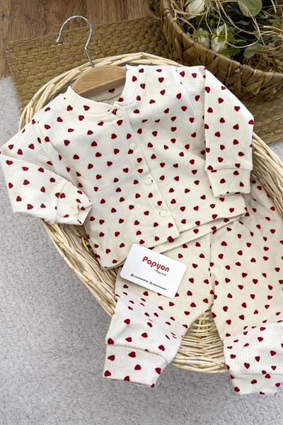Kalp Desenli Raporlu Önden Çıtçıtlı Kız Bebek Pijama Takımı (0-3/3-6/6-9 Ay)