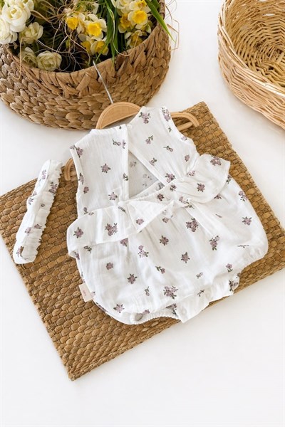 Mor Çiçekli Fırfırlı Kız Bebek Müslin Tulum (3-6/6-9/9-12 Ay)