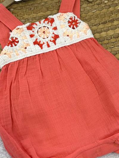 Tığ İşi Motifli Natural Kız Bebek Müslin Askılı Şort Tulum (3-6/6-9/9-12 Ay)