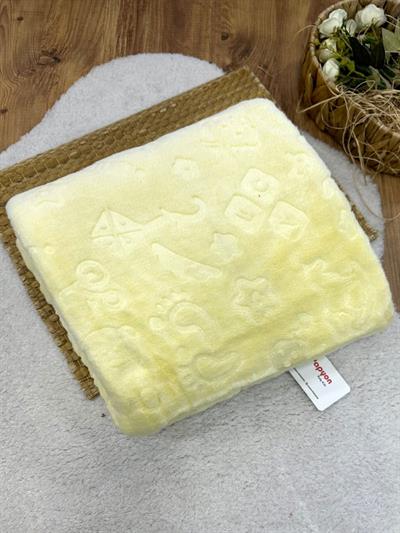 Kabartma Desenli Bebek Peluş Battaniye (90x100 Cm)