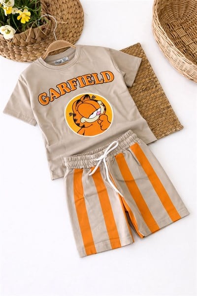 Garfield Baskılı Erkek Çocuk Şortlu Takım (3-4/4-5/5-6/7-8/9-10 Yaş)