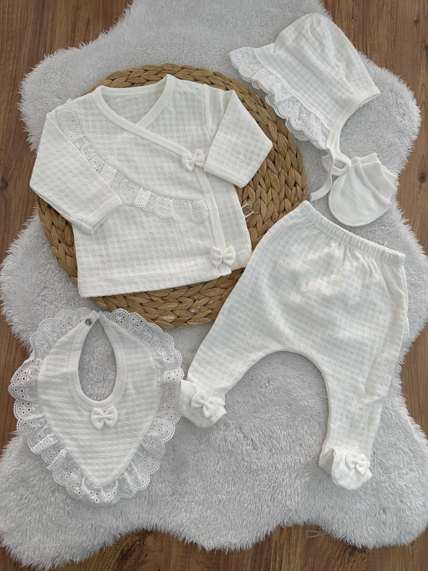 Pretty Girl Güpürlü Fiyonklu Yenidoğan Kız Bebek 5li Zıbın Set