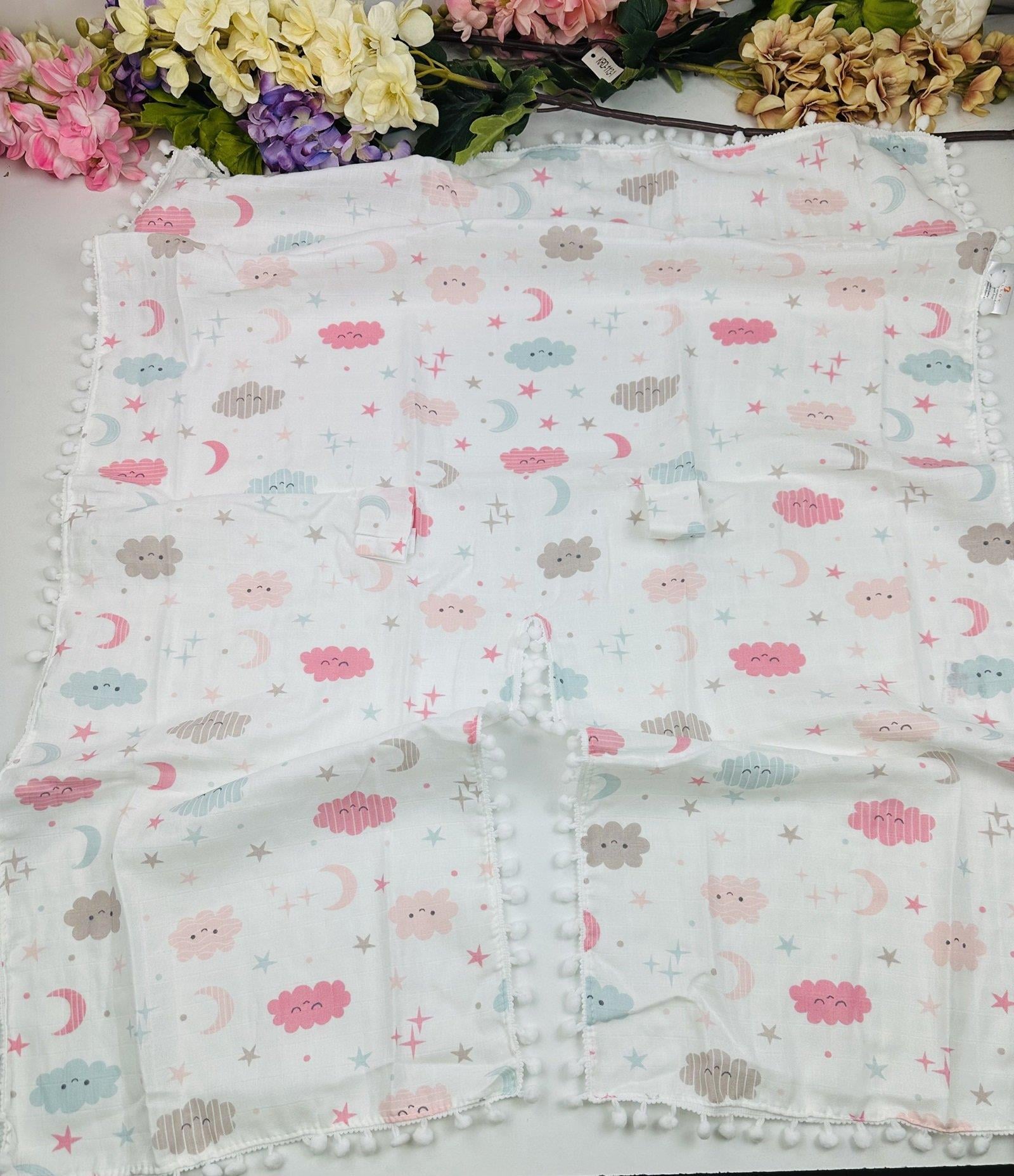 Gökyüzü Baskılı Ponponlu Tek Kat Müslin Puset Örtüsü 80x100 Cm
