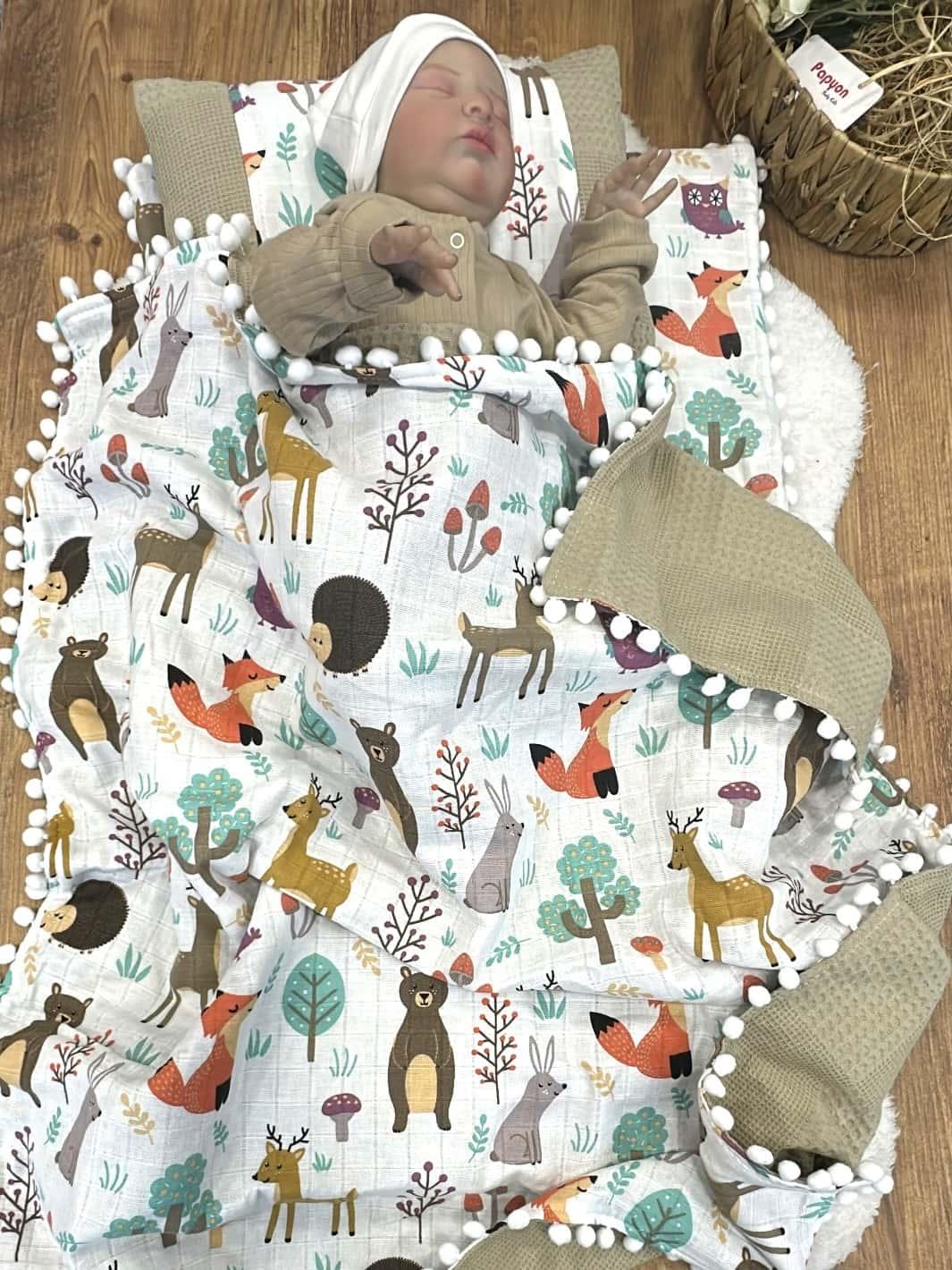 Hayvanlar Desenli Müslin Bej Pike Alt Açma Battaniye Yastık 3lü Set (Video Açıklamada)