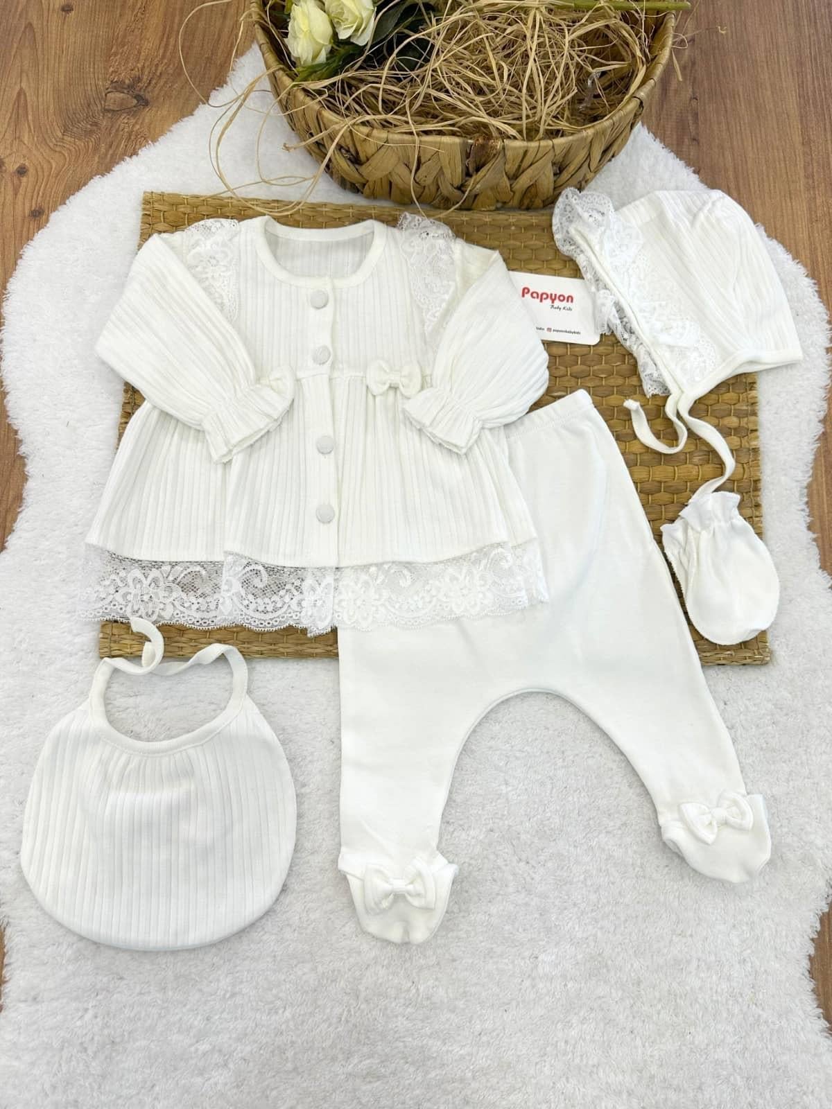 Kız Bebek Hastane Çıkışı & Zıbın Set