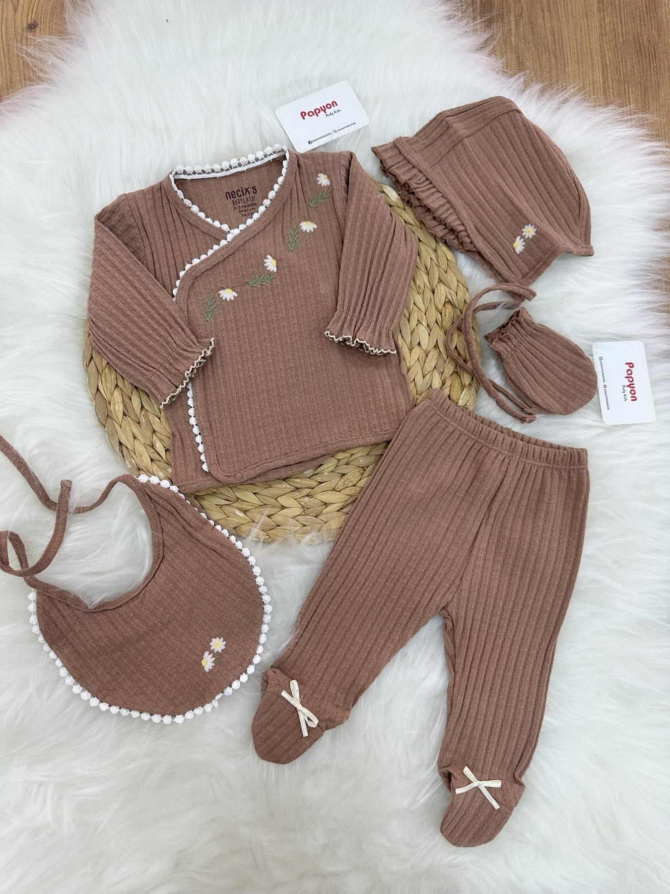 Kız Bebek