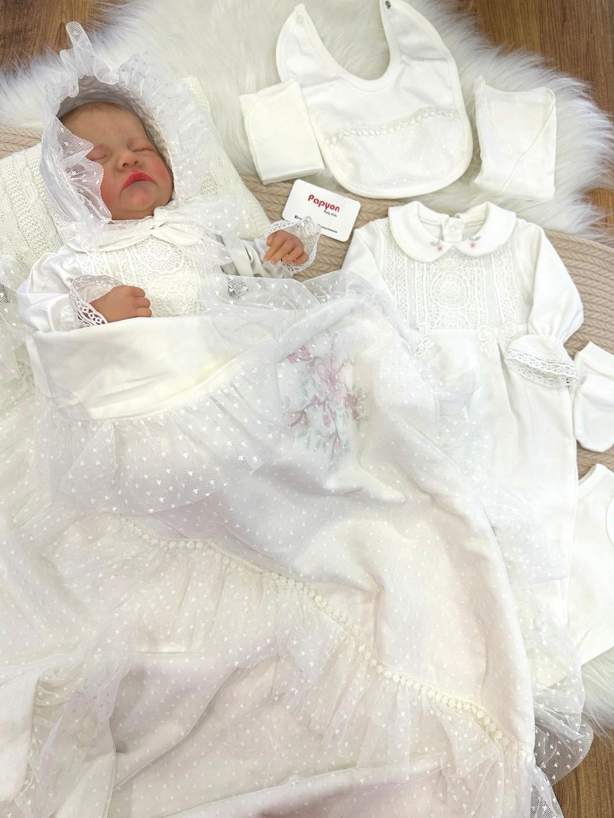 Kız Bebek