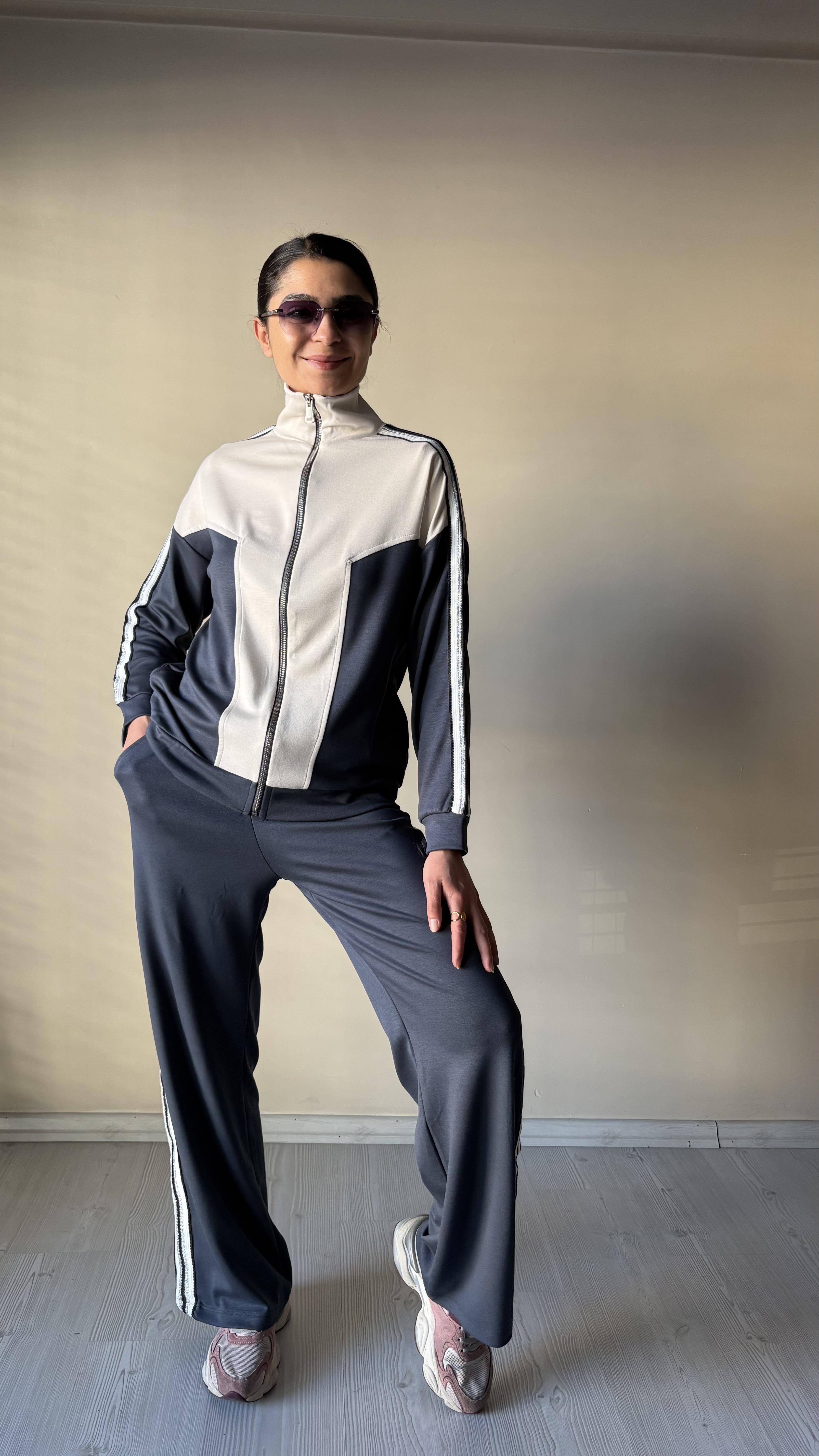 Füme Modal Simli Yan şerit Detaylı Takım