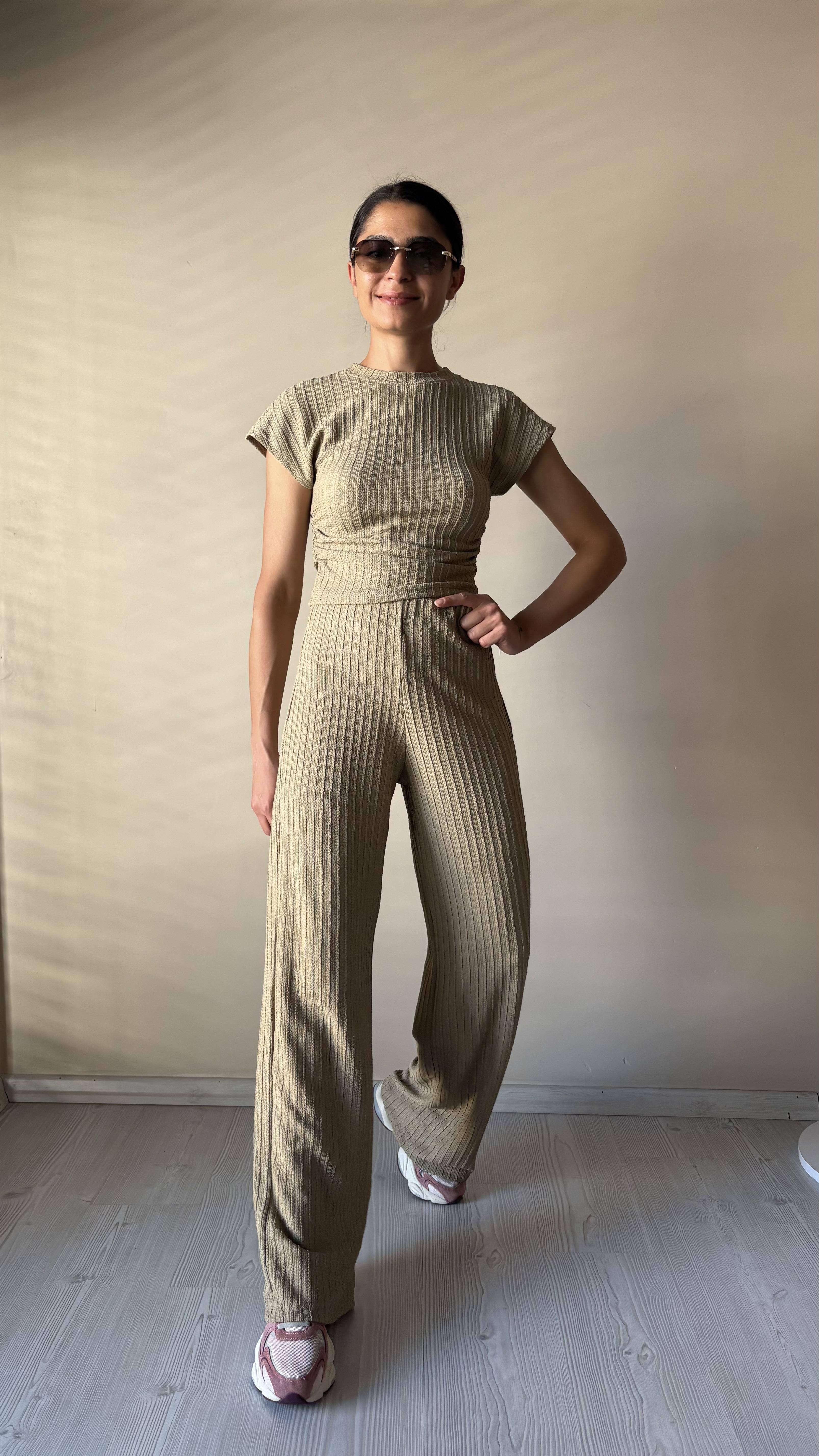 Haki Yan Büzgülü Takım 