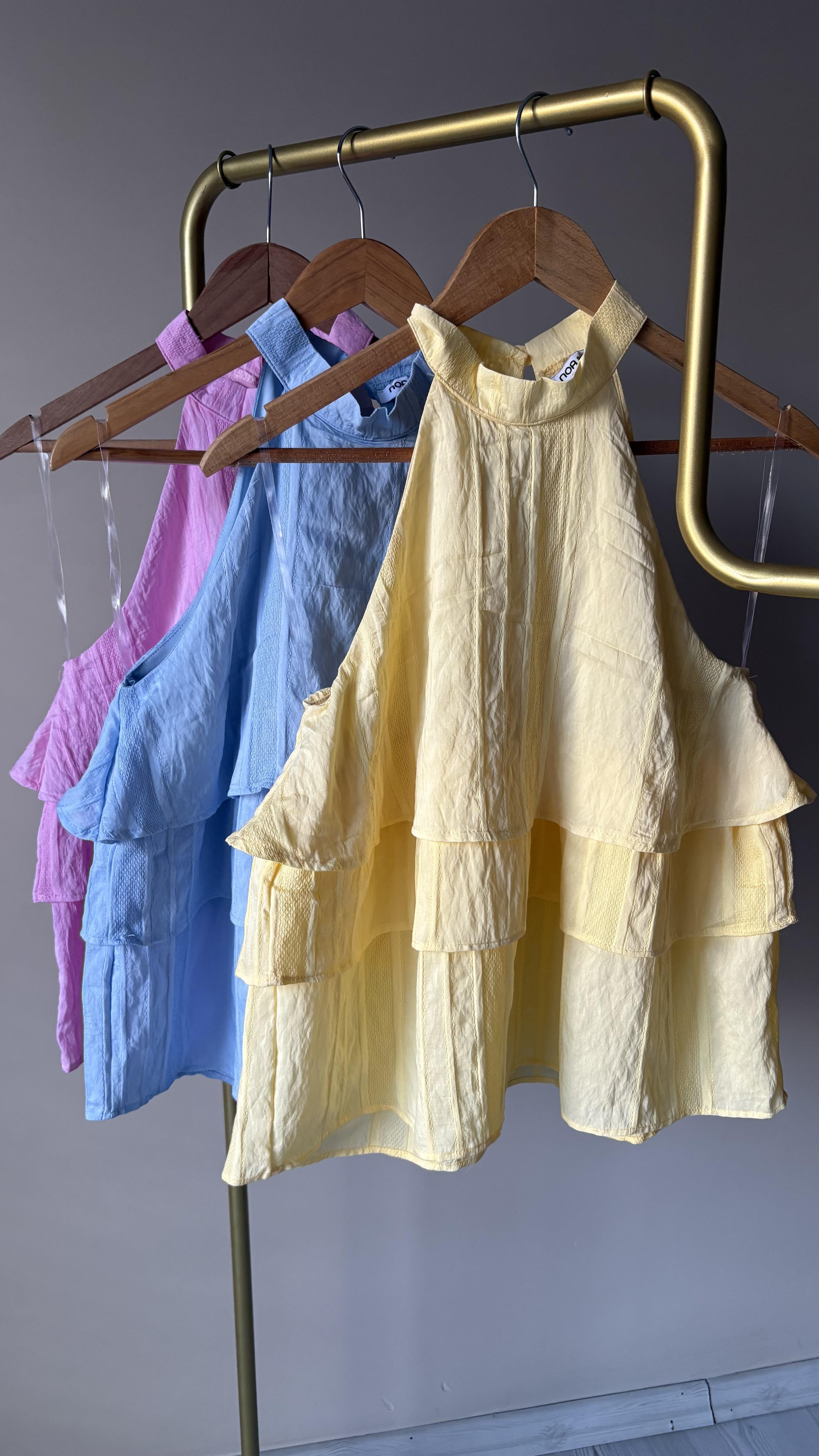 Katlı Ense düğmeli Bluzlar