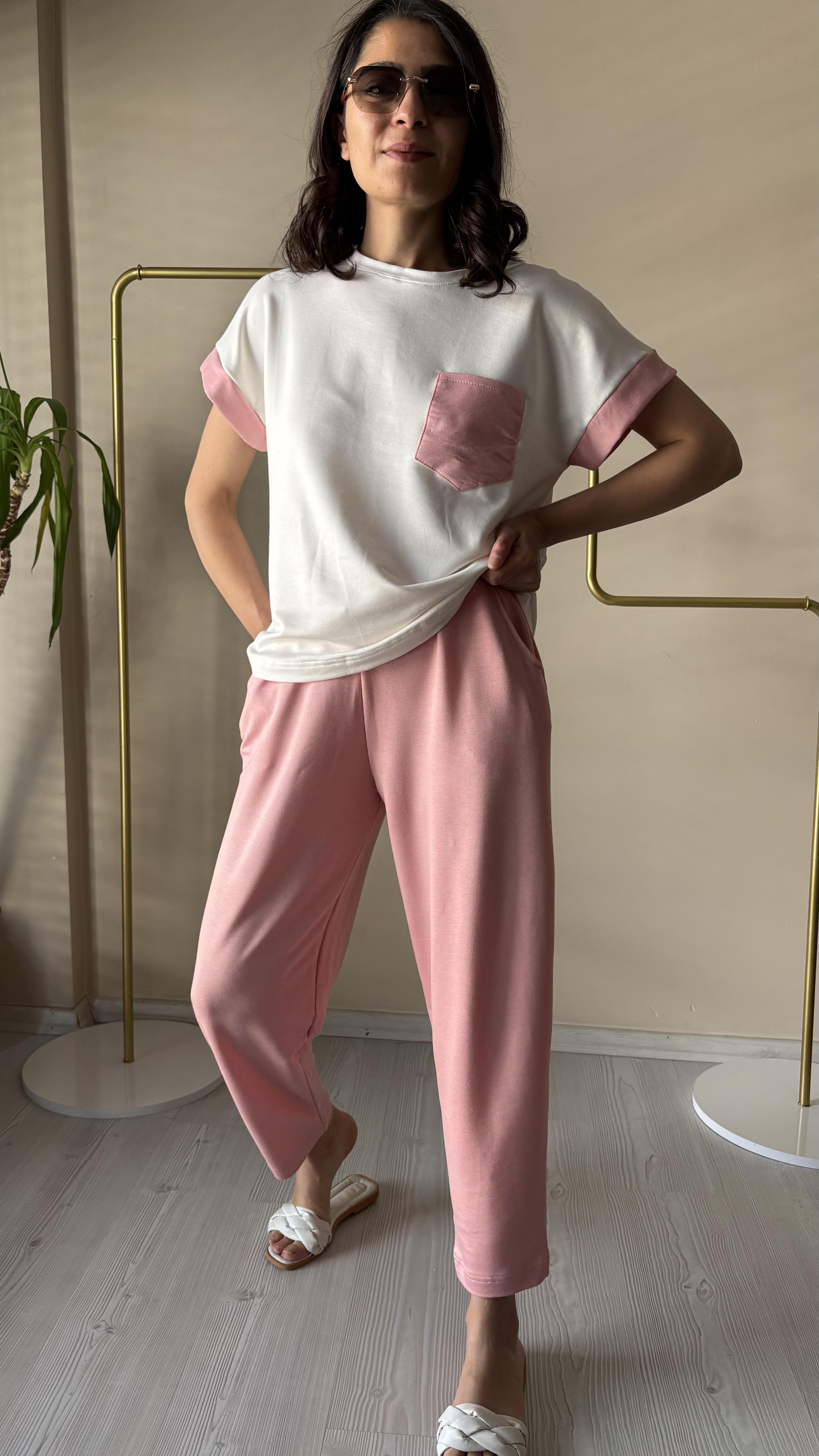 Pembe Cep Garnili Takım