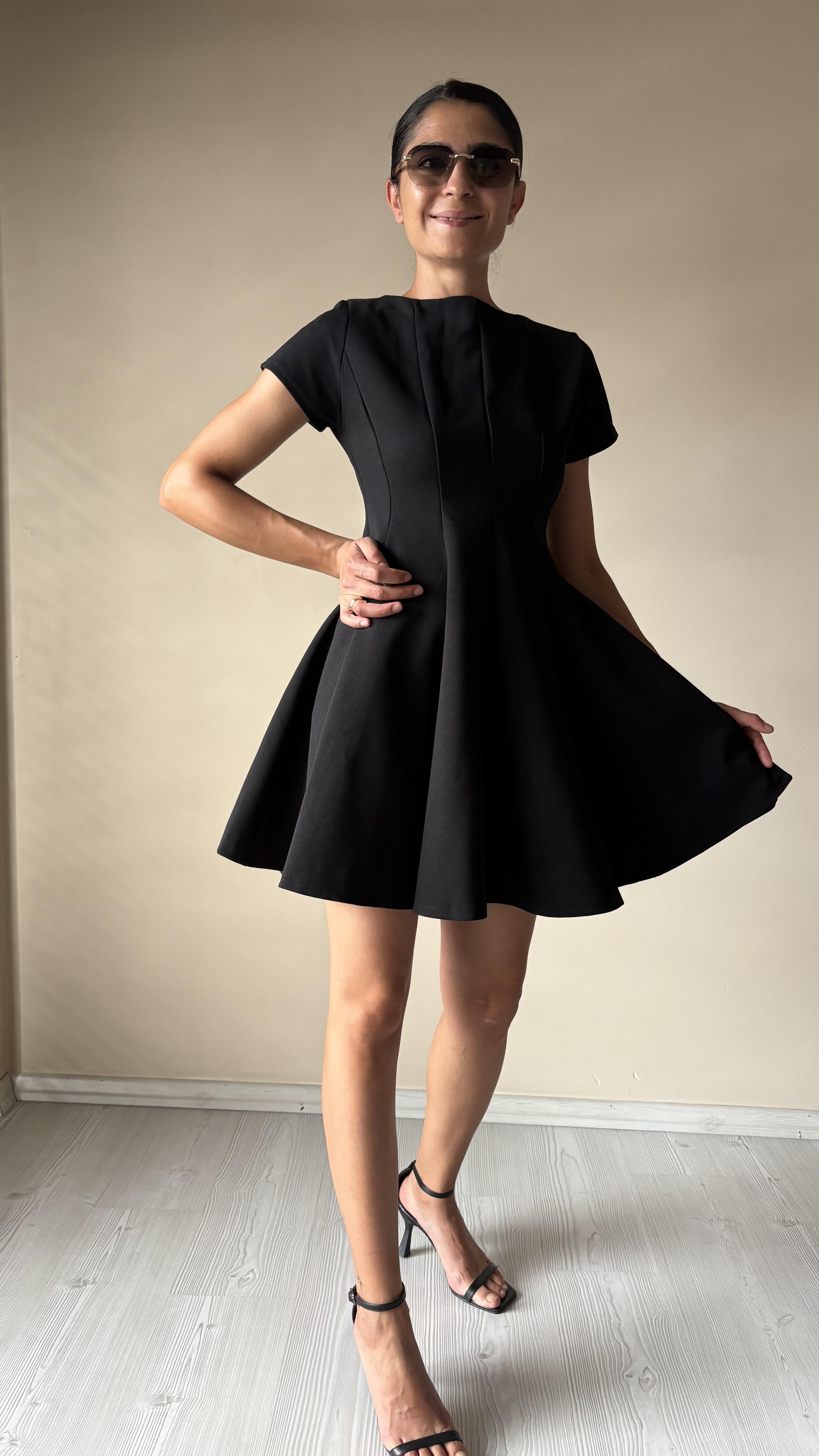 Siyah atlas Godeli  Elbise