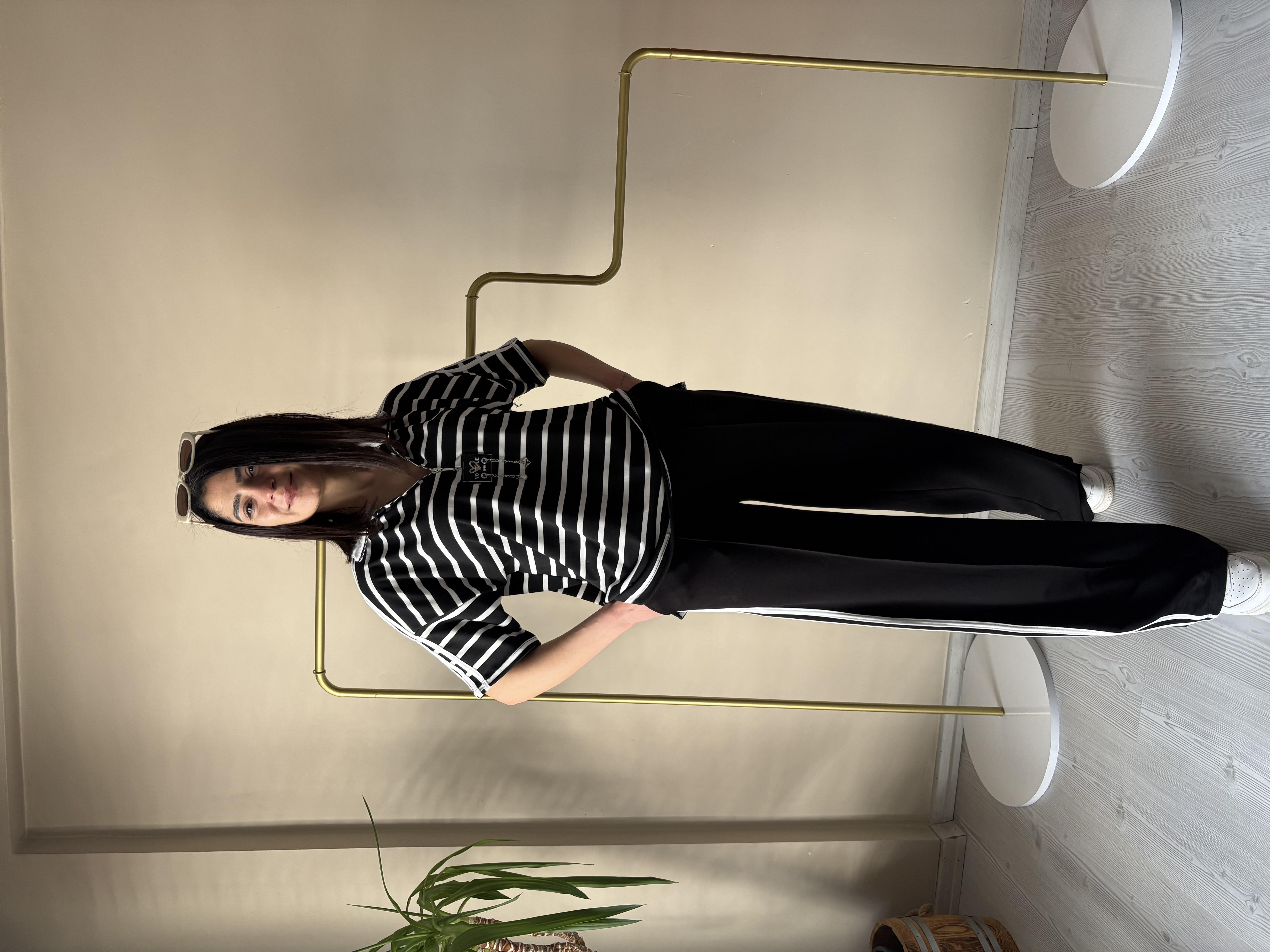 Siyah çizgili Şeritli Aksesuar Detay Takım