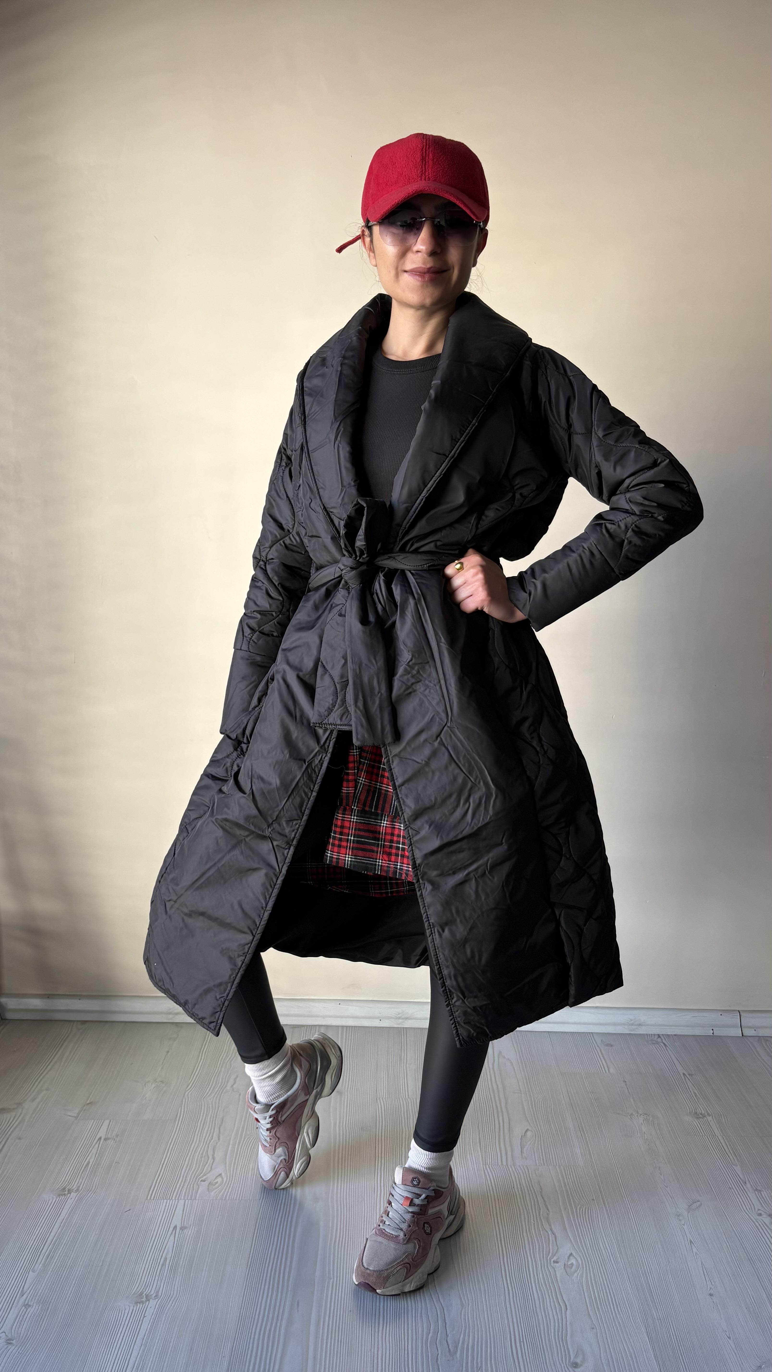 Siyah Uzun Şişme Mont