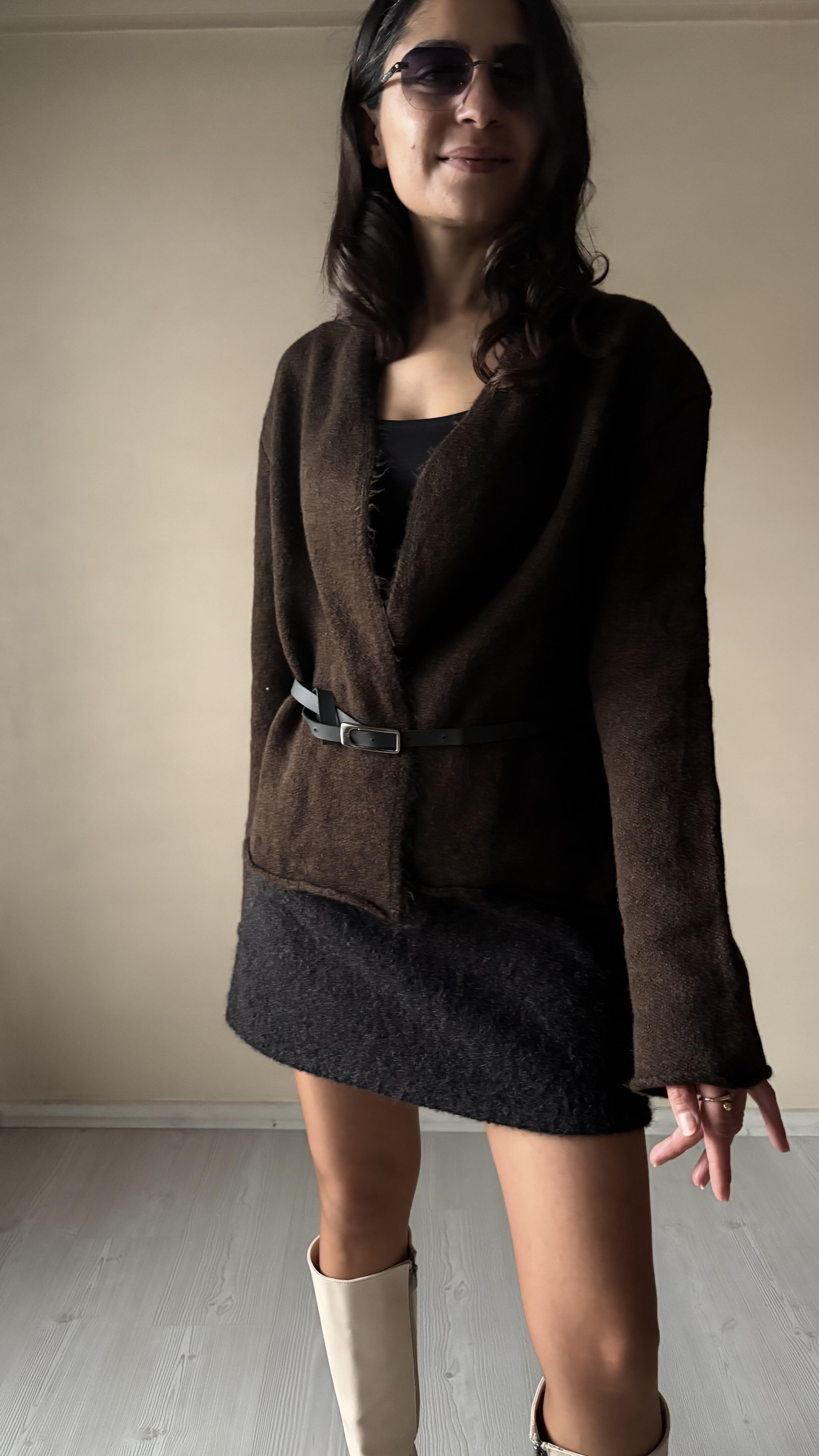 Acı Kahve Kemerli Hırka 