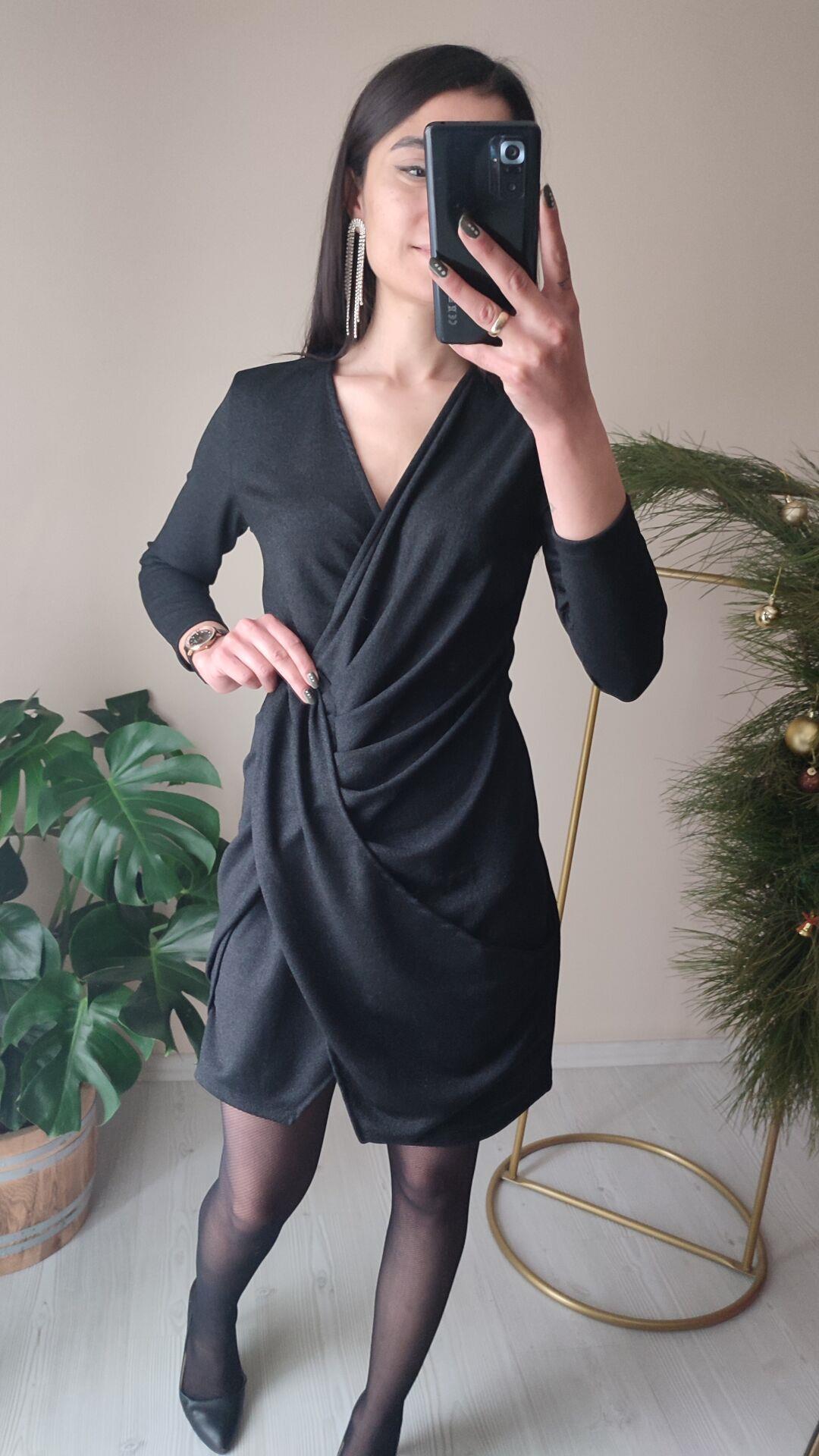 Anvelop kesim siyah elbise