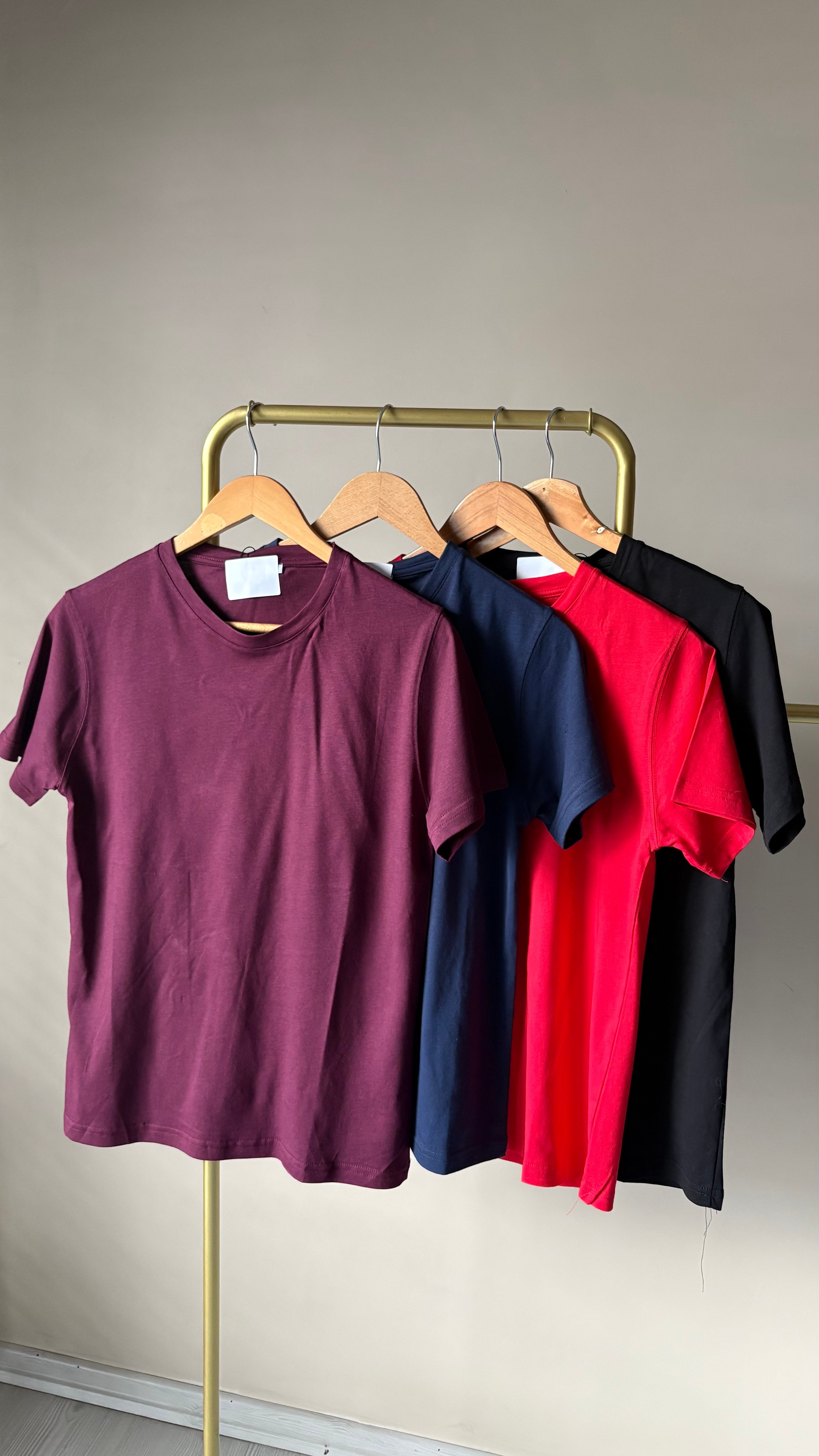Bisiklet yaka Basic Tshırt 