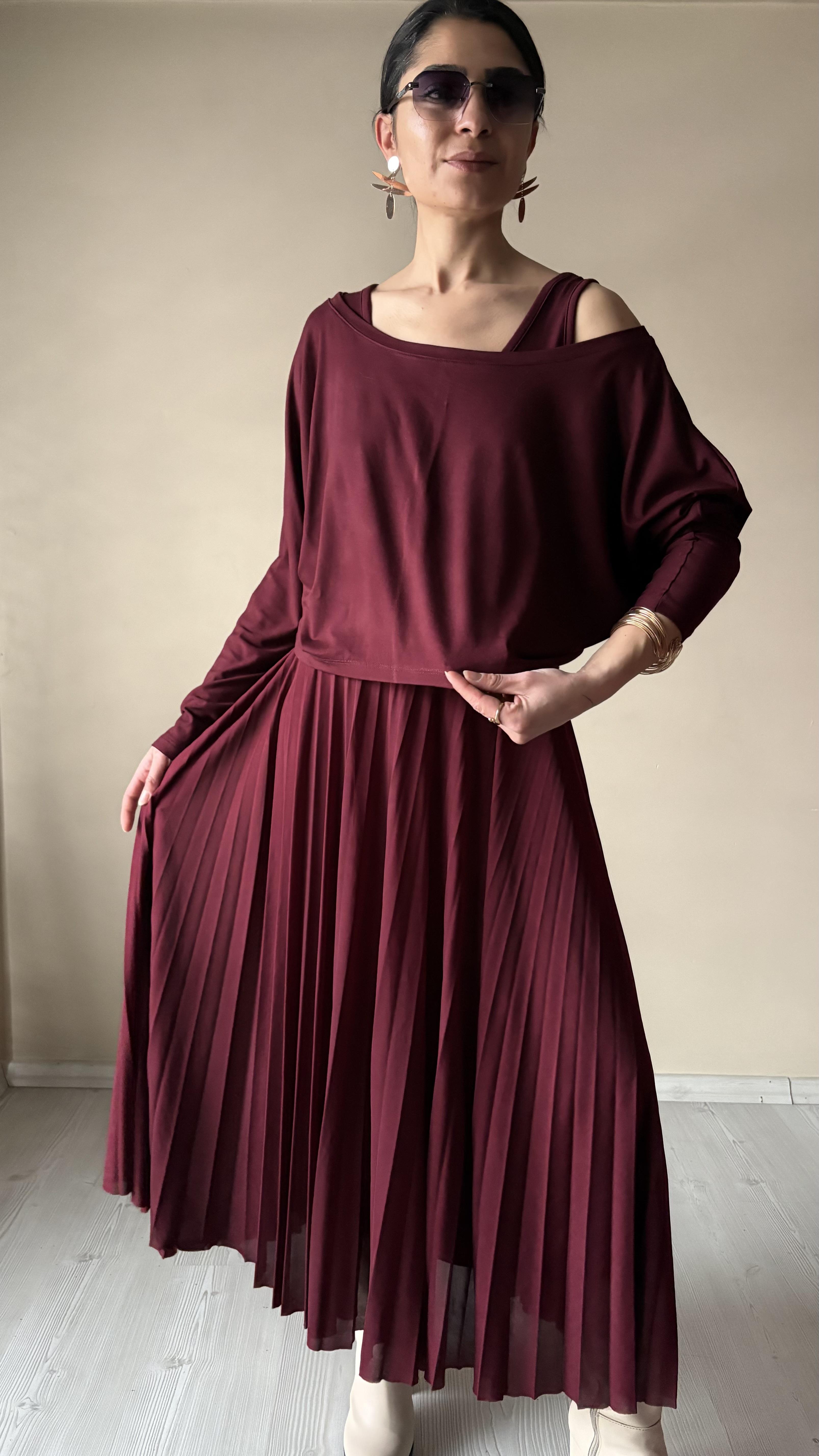 Bordo 2'li Ateş pileli Elbise