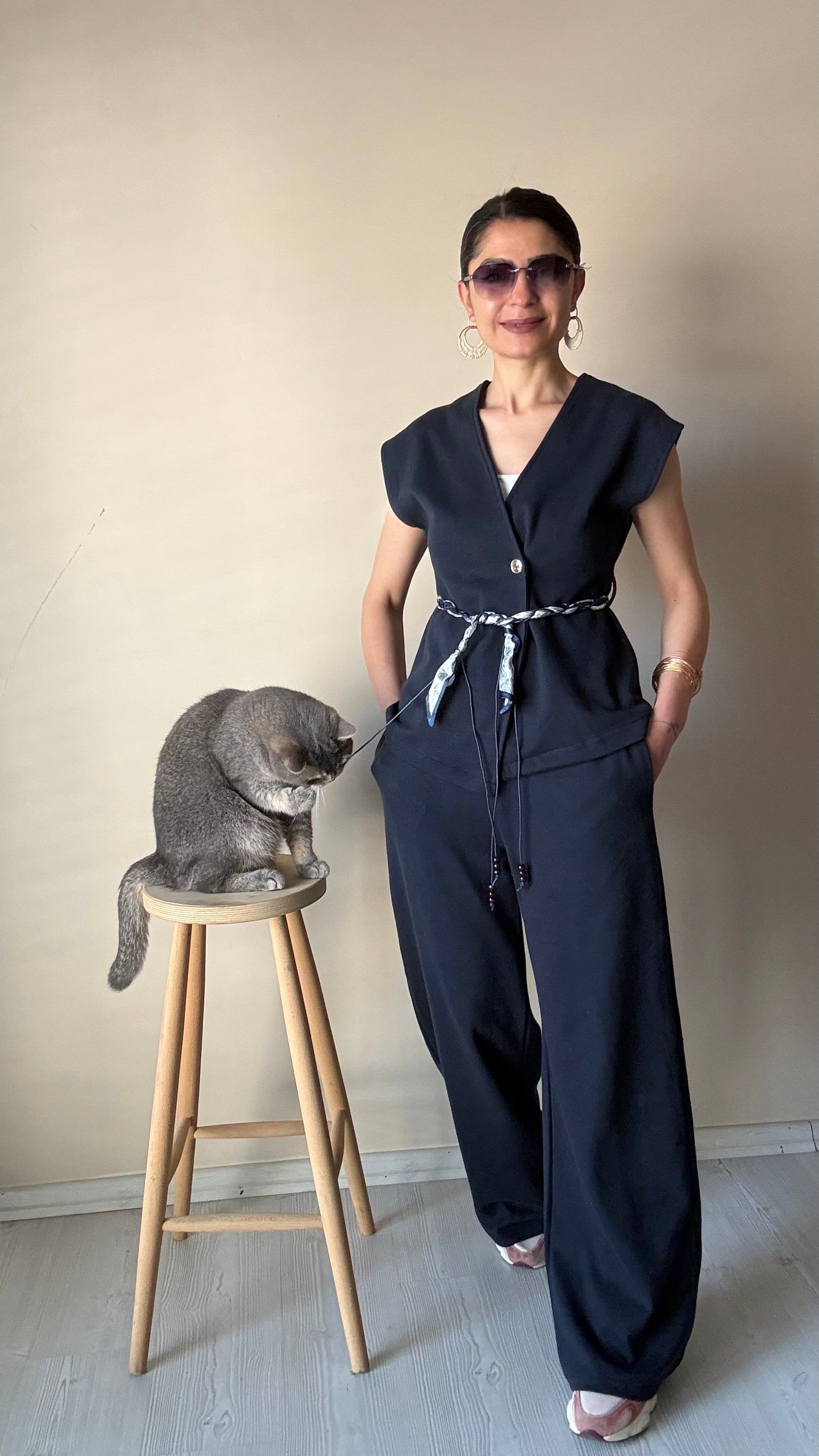 Denim Efekt Aksesuarlı Yelek Pantolon Takım