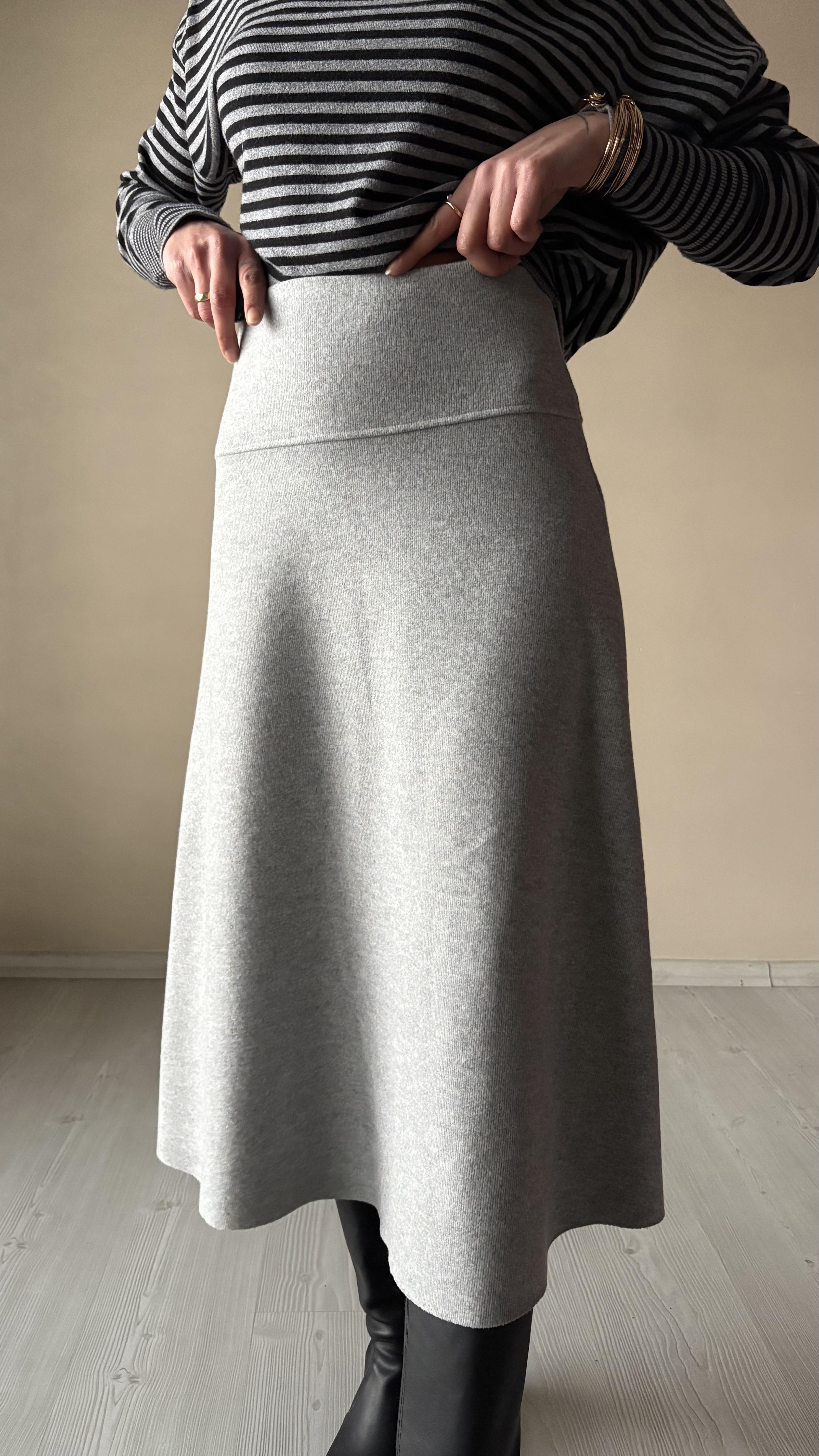 Gri Selanik Çan Etek