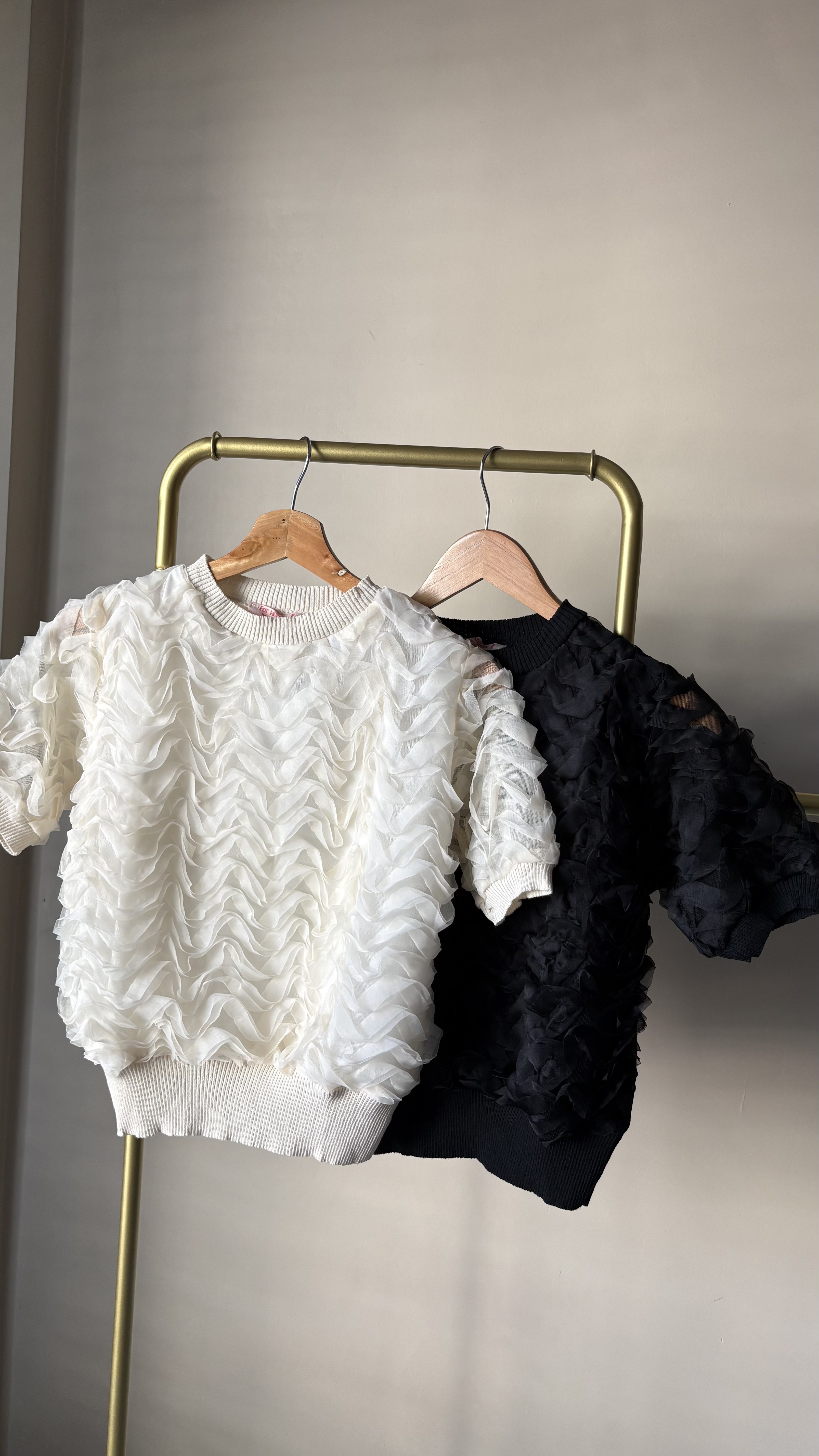 Kabartma Dantelli Bluz