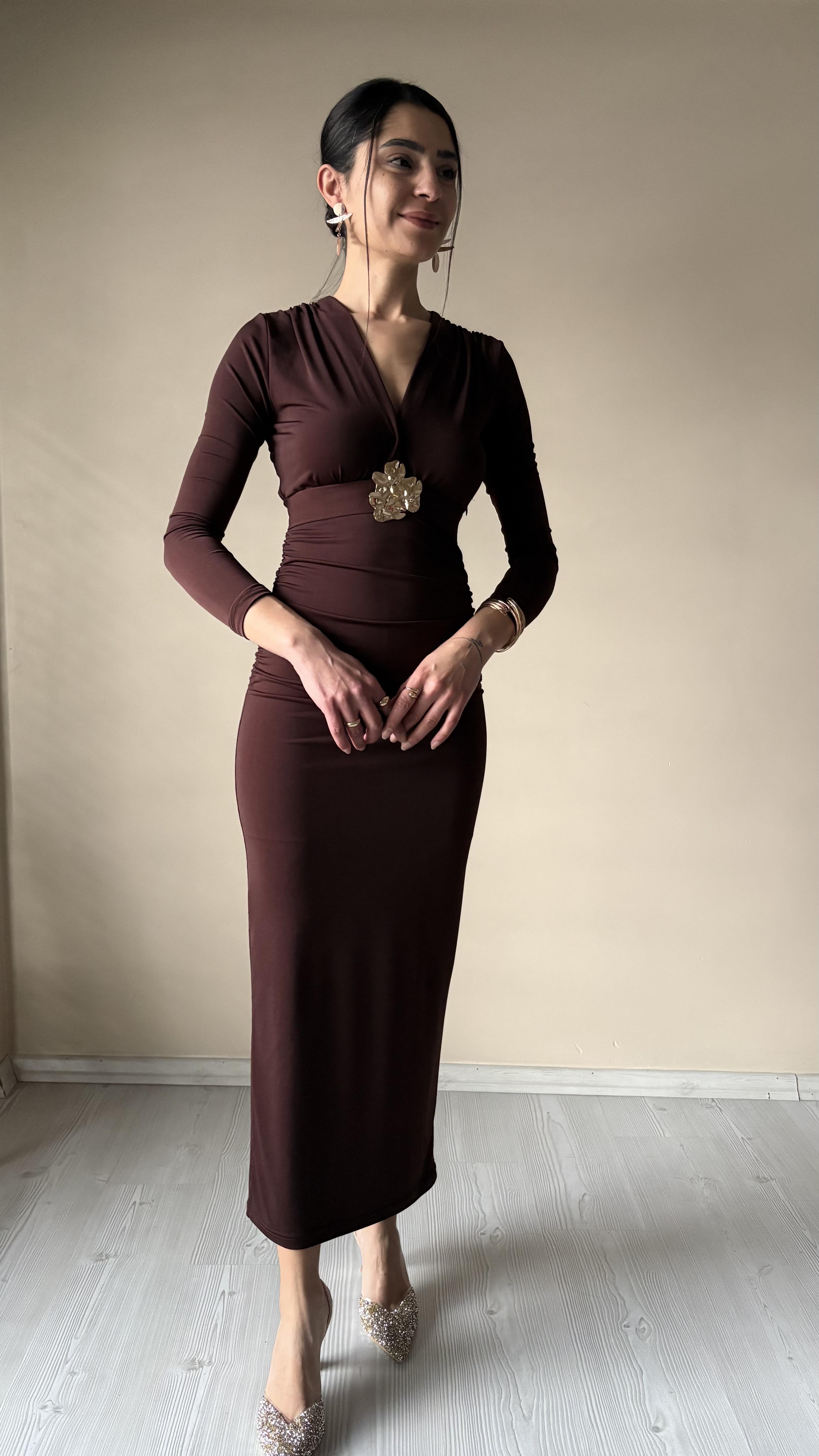 Likralı Kahve Elbise