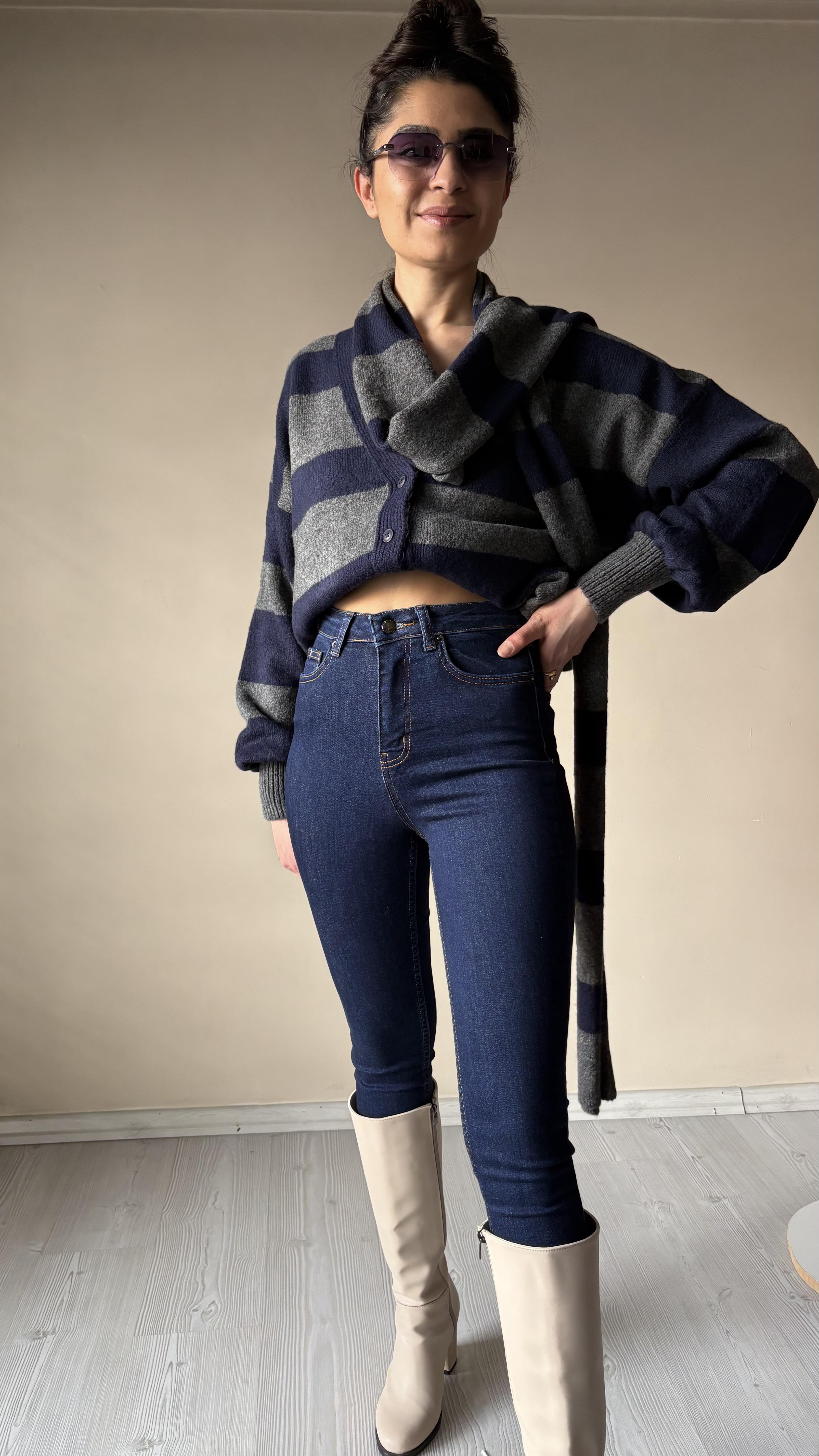 Mavi Dar Paça Skkny Jean